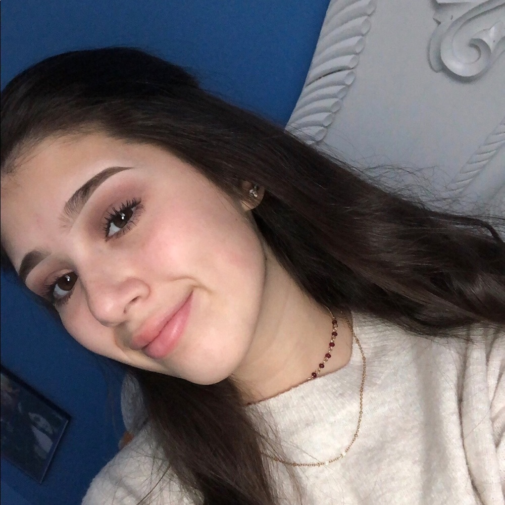 Meet your Posher, Megan